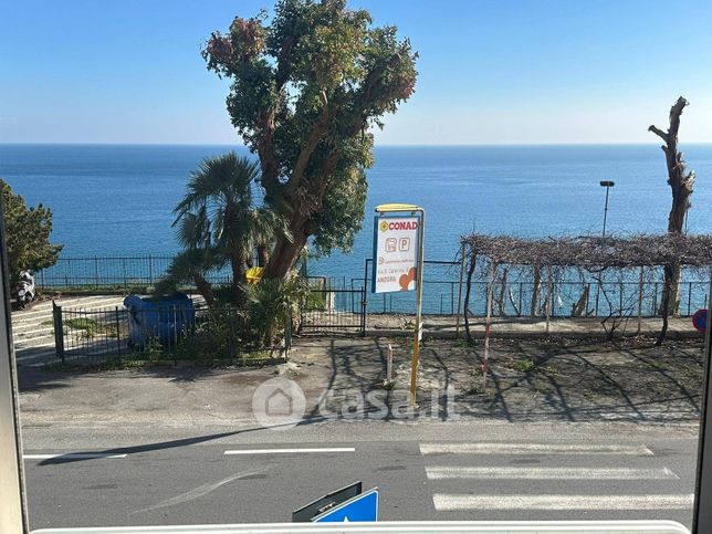 Appartamento in residenziale in Via Aurelia 5-15