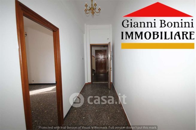 Appartamento in residenziale in Via Campi 1