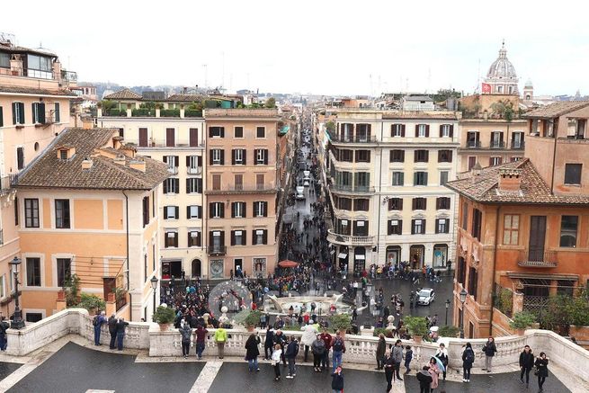 Ufficio in commerciale in Via dei Condotti