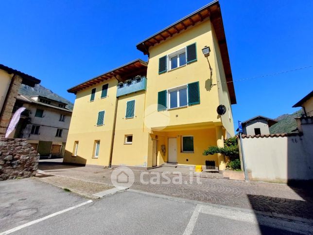 Appartamento in residenziale in Via Santa Maria 10