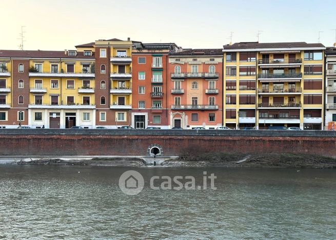 Appartamento in residenziale in Lungadige Giacomo Matteotti 5