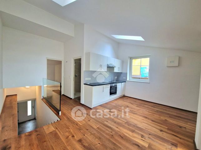 Casa indipendente in residenziale in Via Marconi