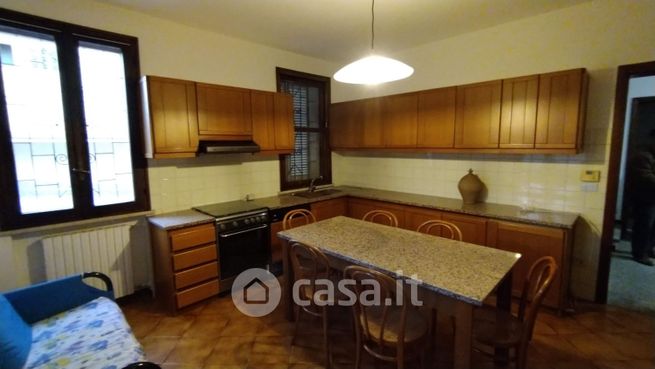 Villetta a schiera in residenziale in Via Cisa Ligure