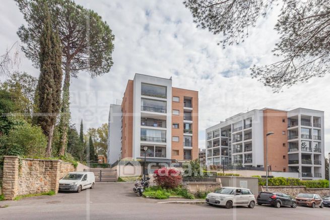 Appartamento in residenziale in Via Bogliasco 28