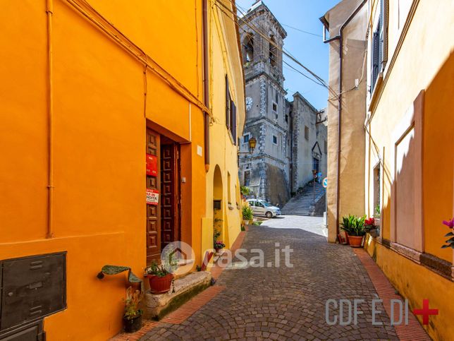 Appartamento in residenziale in Via Monte Cavallo