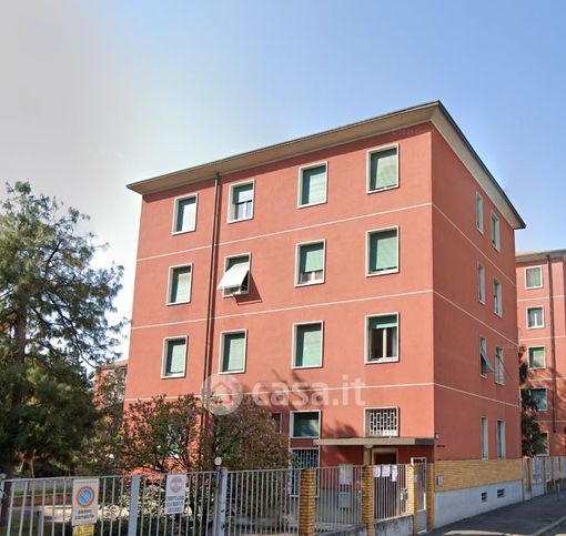 Appartamento in residenziale in Via Lorenteggio 201