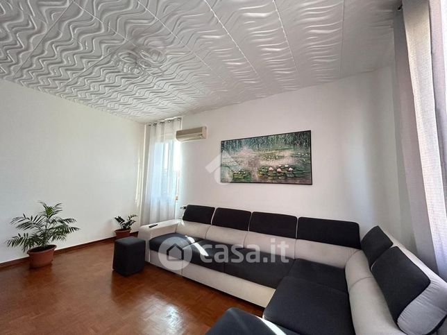 Appartamento in residenziale in Via Pietro Maroncelli 7