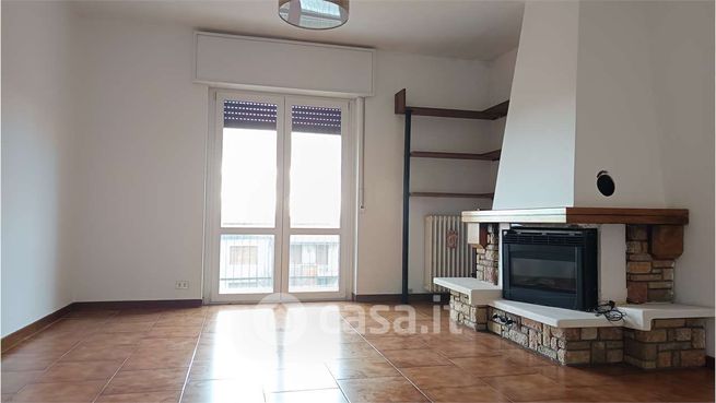 Appartamento in residenziale in Via Oltrona 24