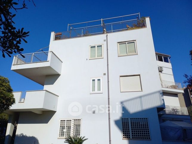 Appartamento in residenziale in Via degli Autoscafi 20