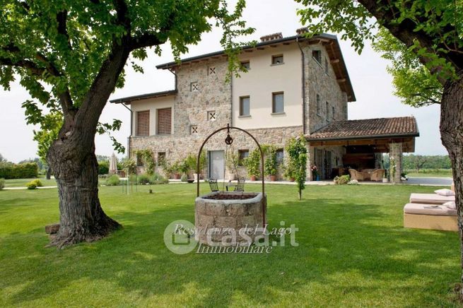 Rustico/casale in residenziale in Strada San Benedetto 3