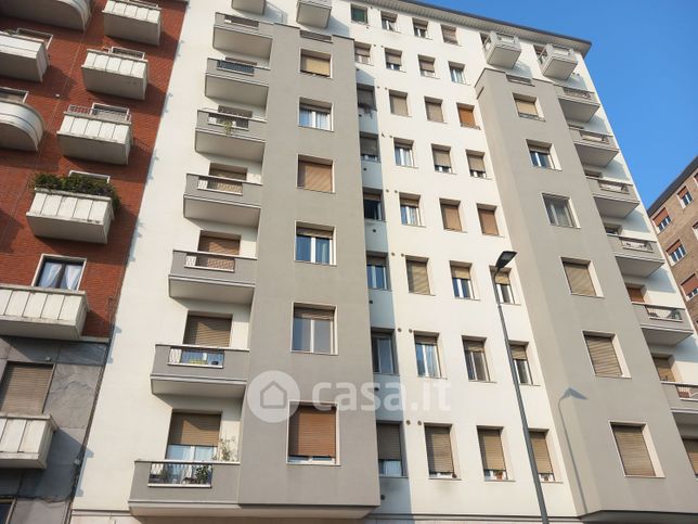 Appartamento in residenziale in Via Edoardo Bassini 41