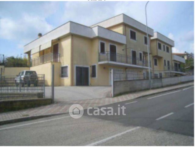 Appartamento in residenziale in Via Felice Falesiedi
