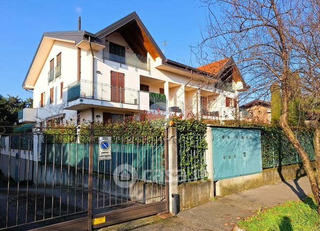 Appartamento in residenziale in Via Liguria 4