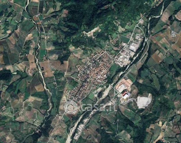 Terreno agricolo in commerciale in Via Arda