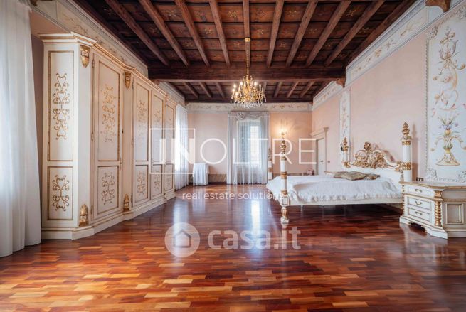 Villa in residenziale in Via Cantarane