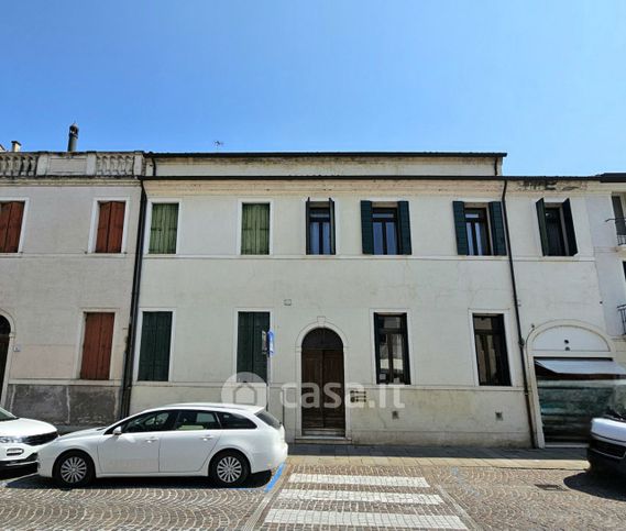 Appartamento in residenziale in Via Principe Umberto
