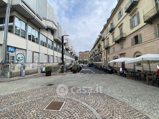 Attivitã /licenza (con o senza mura) in commerciale in Via Giuseppe Verdi 43