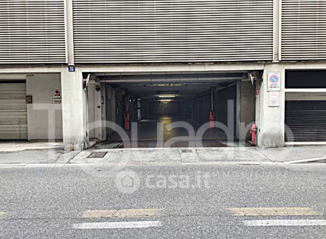 Garage/posto auto in residenziale in 