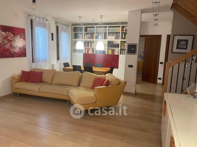 Appartamento in residenziale in Via G. Rodari