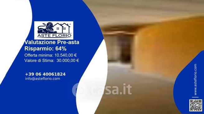 Box/posto auto in residenziale in Via A. Saffi 45 -1