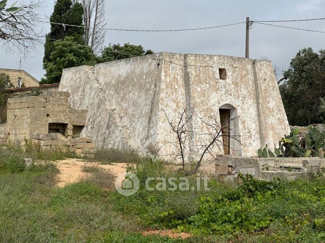 Baita/bungalow/chalet/trullo in residenziale in Via dei Cairi