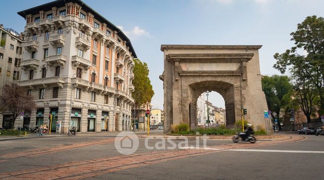 Appartamento in residenziale in Viale Emilio Caldara