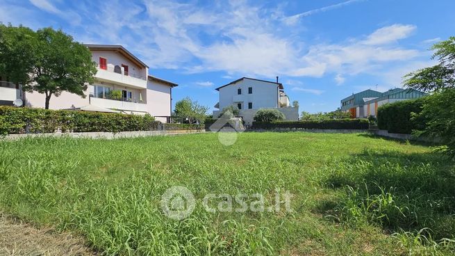 Terreno edificabile in residenziale in 