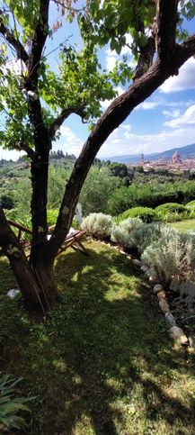 Appartamento in residenziale in Viale del Poggio Imperiale