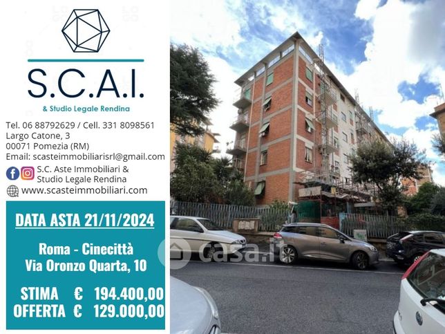 Appartamento in residenziale in Via Oronzo Quarta 10