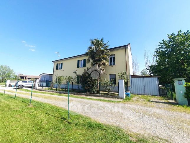 Villa in residenziale in 