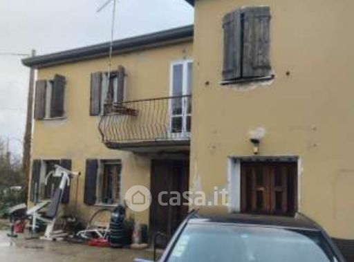 Casa indipendente in residenziale in Via Barenassa 1