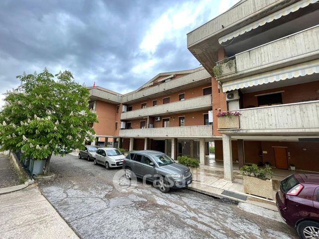 Appartamento in residenziale in Via Tuscania