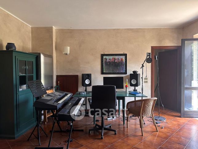 Casa indipendente in residenziale in Via Giacomo Matteotti