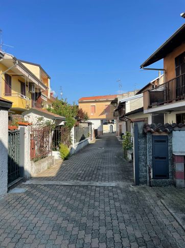 Casa indipendente in residenziale in Via Parona Cassolo