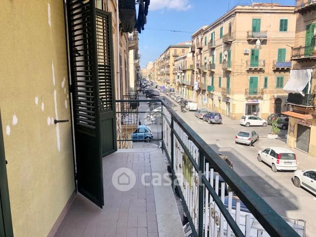 Appartamento in residenziale in Via Paolo Emiliani Giudici 115