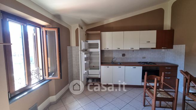 Appartamento in residenziale in Via Lucchese 310