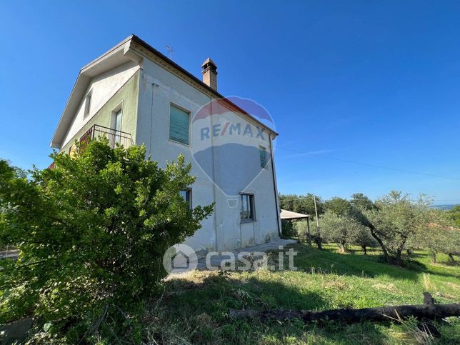 Casa indipendente in residenziale in Contrada Colle Spaccato 23