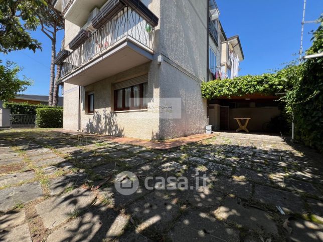 Appartamento in residenziale in Via Massimo D'Azeglio