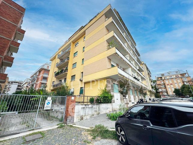 Appartamento in residenziale in Via Città di Cascia