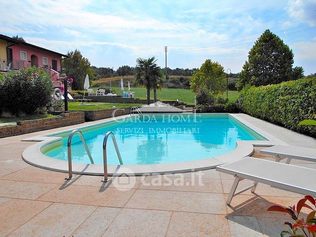 Appartamento in residenziale in Viale Montecorno
