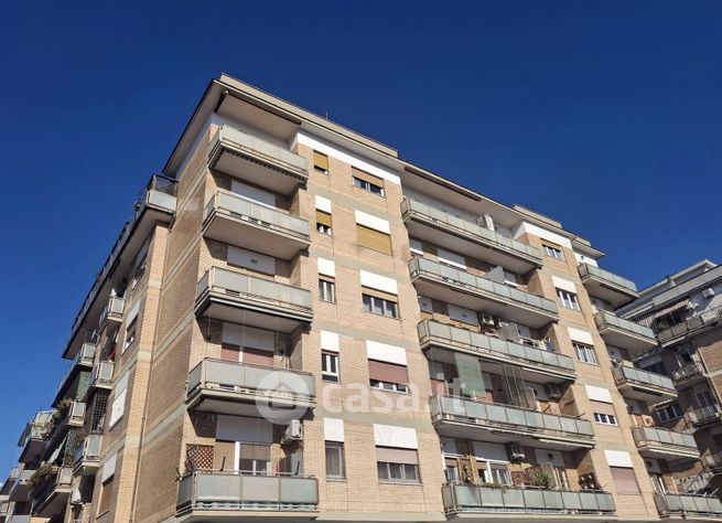 Appartamento in residenziale in Via Dino Penazzato