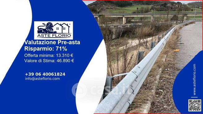 Terreno agricolo in commerciale in SP424