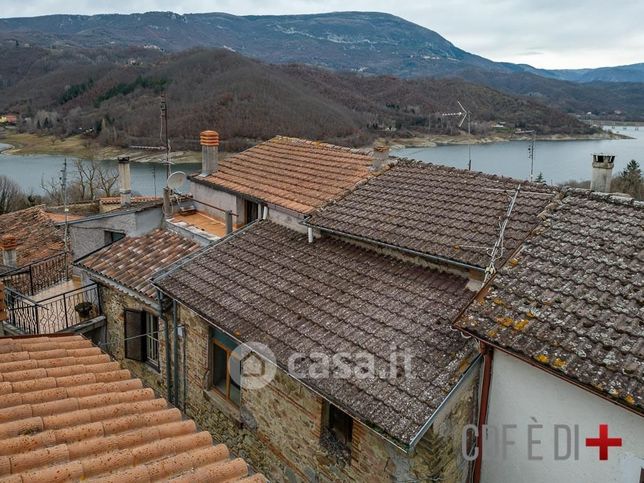 Appartamento in residenziale in Via Vallececa