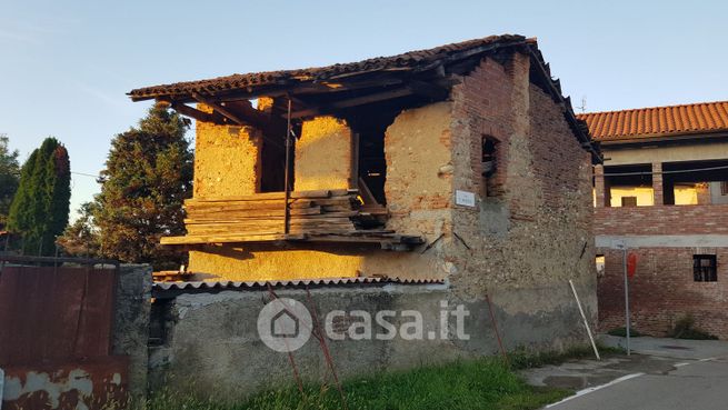 Rustico/casale in residenziale in Via I Maggio