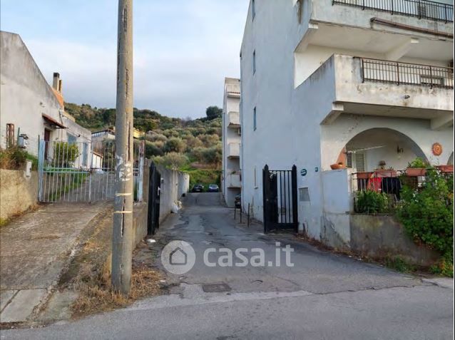 Casa indipendente in residenziale in Via Camastra 57A