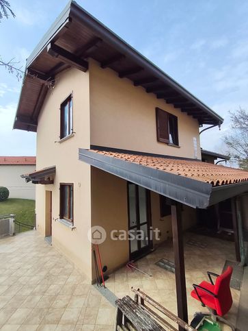 Villetta a schiera in residenziale in Via Campaccio