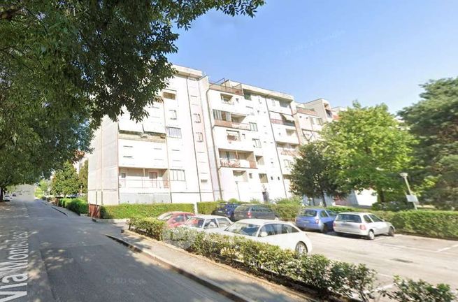 Appartamento in residenziale in Via Monte Tesoro 43