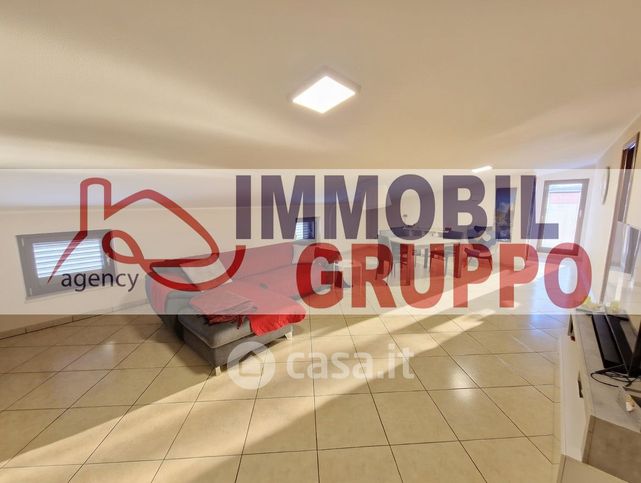 Attico/mansarda in residenziale in Via BARLETTA ANGOLO VIA VENEZIA GIULIA
