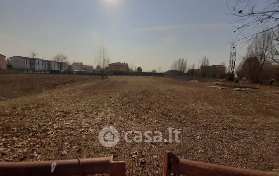 Terreno agricolo in commerciale in Via Giassara