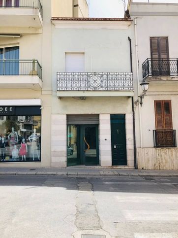Box/posto auto in residenziale in Via XX Settembre